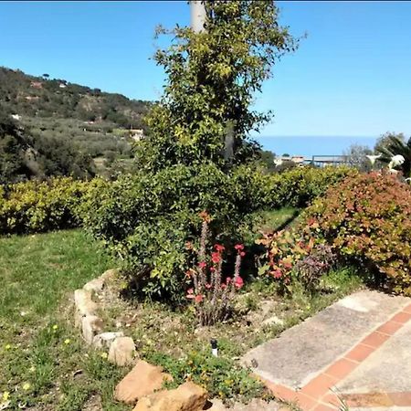 Holiday Apartment Villa Camilla Чефалу Екстериор снимка