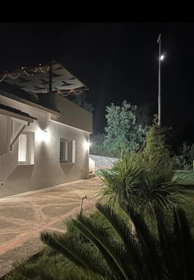 Holiday Apartment Villa Camilla Чефалу Екстериор снимка