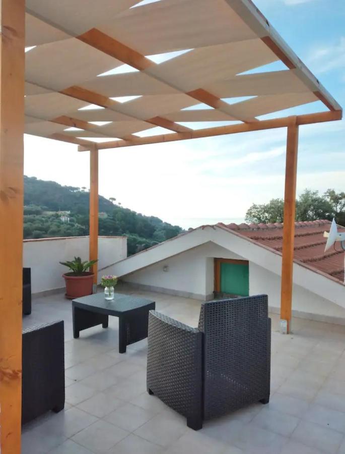 Holiday Apartment Villa Camilla Чефалу Екстериор снимка