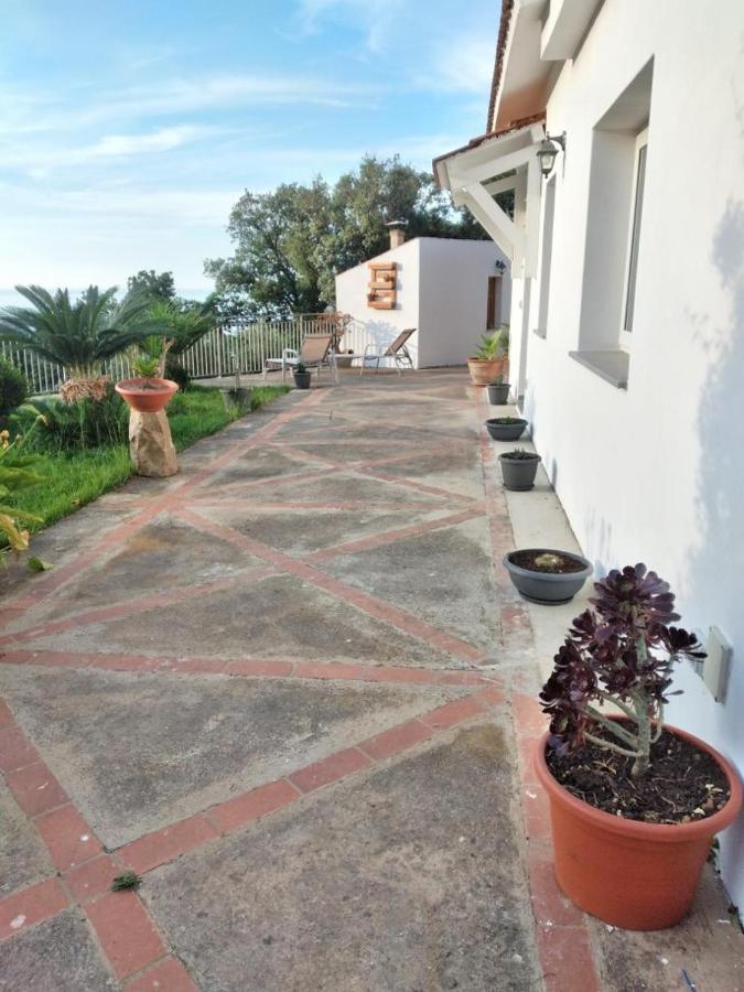 Holiday Apartment Villa Camilla Чефалу Екстериор снимка