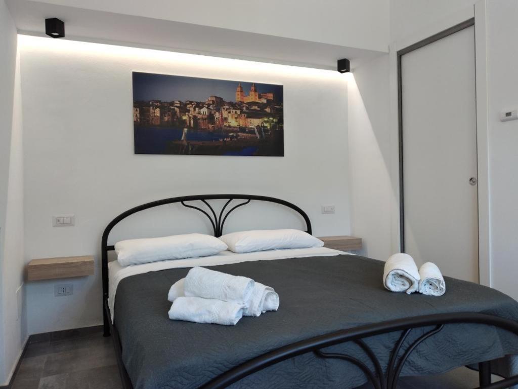 Holiday Apartment Villa Camilla Чефалу Екстериор снимка